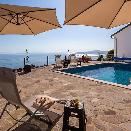 Tatil Evi 2 Bedroom Stunning In Ičići