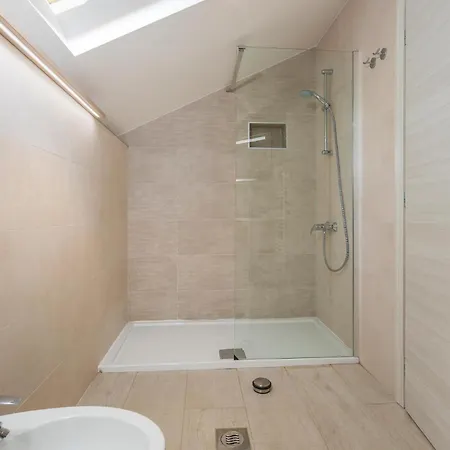 2 Bedroom Stunning In Ičići